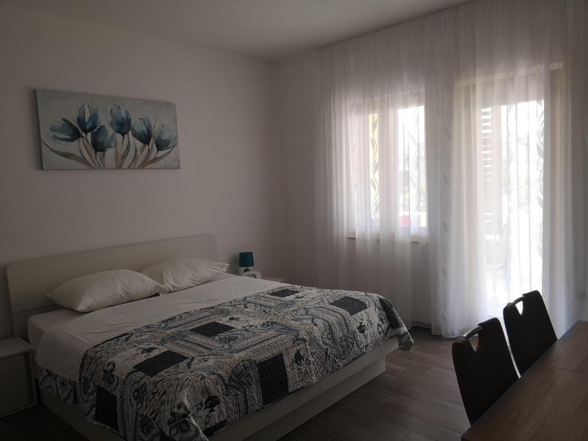 Flowers Apartments Medulin, Fucane 1A Exterior foto
